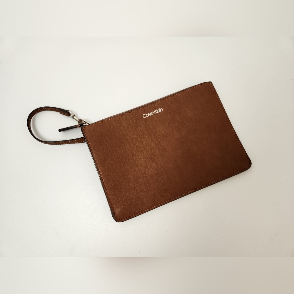 Calvin Klein Wristlet Purse Medium  Leather Makeup Bag Brown Leather Wrist Purse